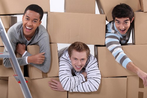 Local movers helping with a Norbury home relocation