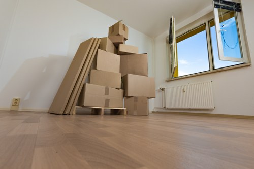 Local removals team planning a move in Norbury