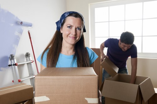 Man and van service handling a flat move in Norbury
