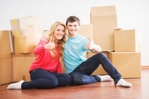 Local removals van serving residential and commercial customers in Norbury